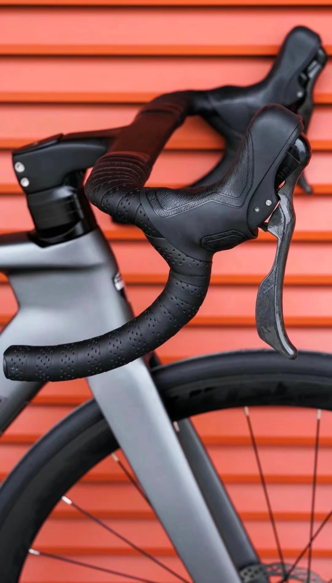 Twitter R10 2024 Upgrade 22speed Carbon Fiber Pure Hydraulic Disc Brake Bicycle Road Bike Front and Rear Thru-axles
