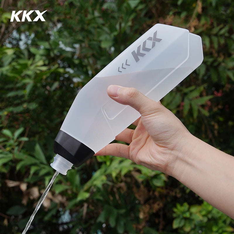 KKX Aerodynamic Bicycle Water Bottle Bracket Set 610ml PP Material Cycling Water Kettle Squeeze Style MTB Road Bike Water Bottle