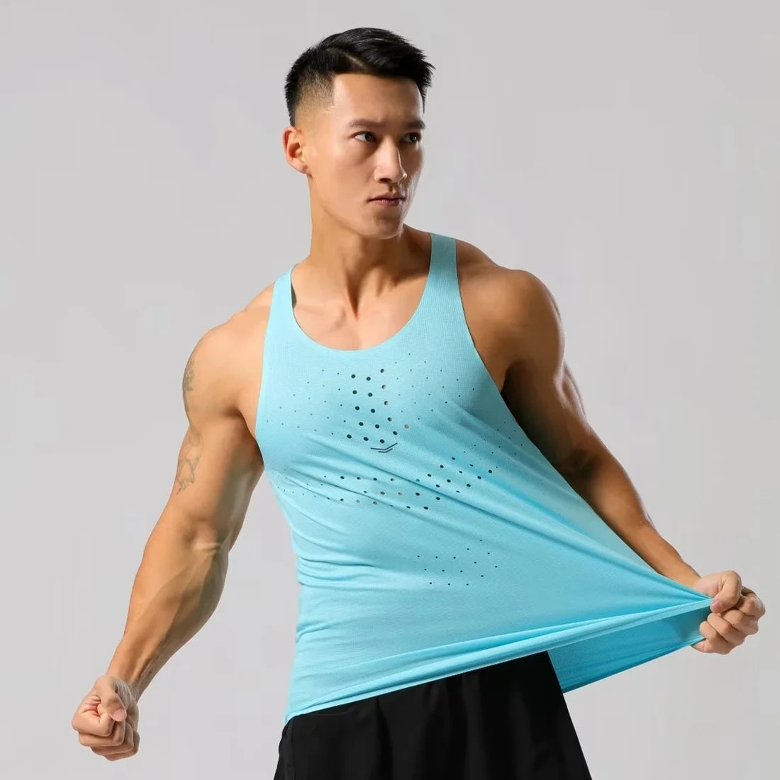 Mens Ultra-Light Quick-Dry Running Vest Summer Breathable Men Tops Marathon Athletics Fitness Gym Sport Training Workout Apparel
